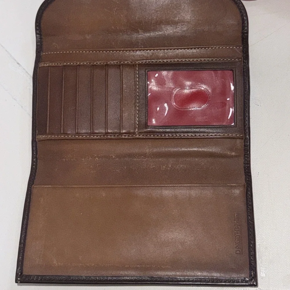 Vintage Y2K Dooney & Bourke Embossed Croc Leather Trifold Card Zip Snap Wallet